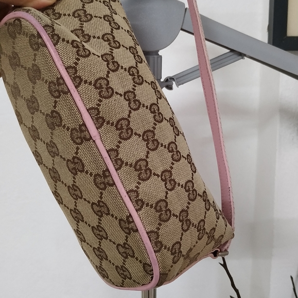 Gucci boat pochette (Rare Find) 31243R 002214 - Picture 4 of 15